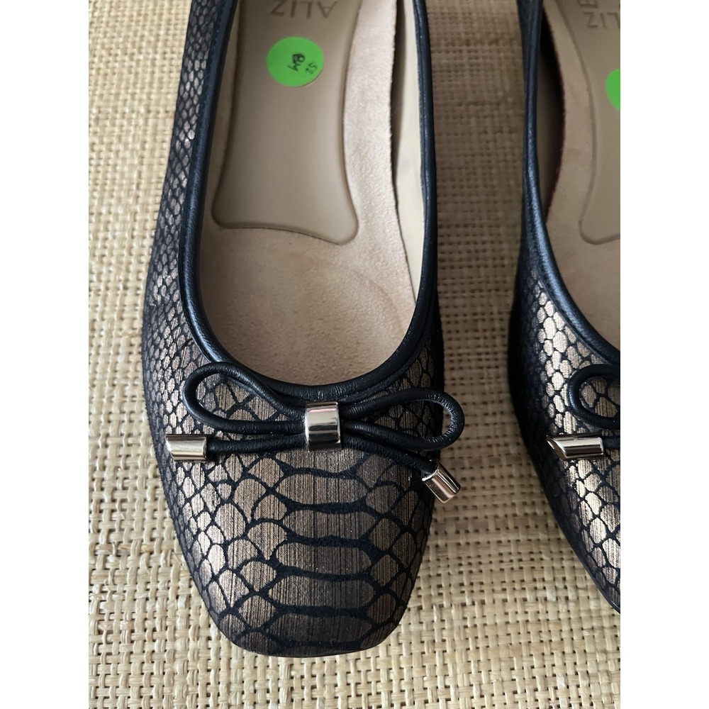 Naturalizer Dove Size 8M Ballet Flats - Picture 3 of 12